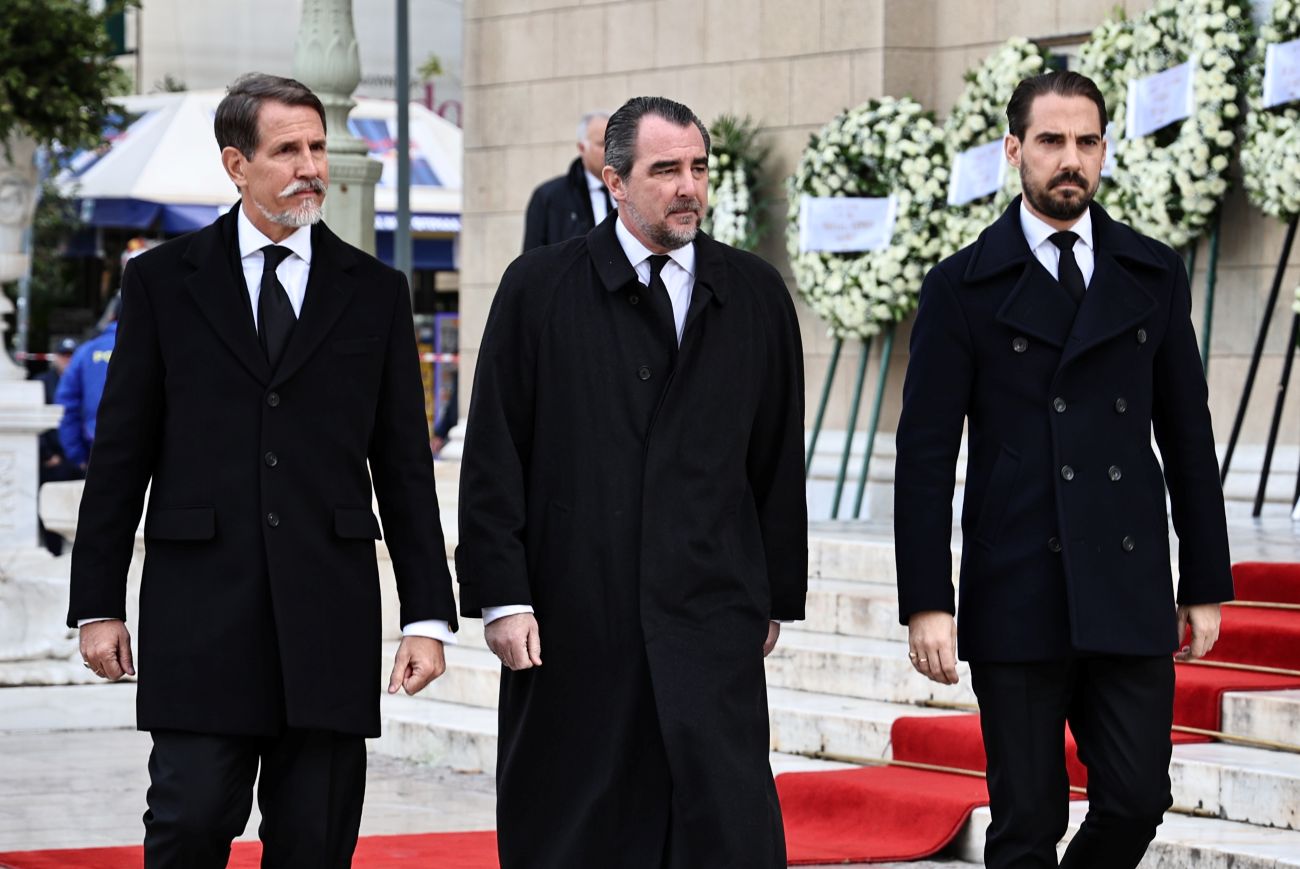 Οι γαλαζοαιματοι στην κηδεια της πριγκιπισσας Ειρηνης 