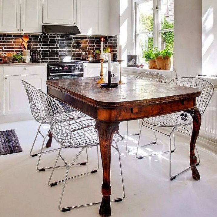 trapezi-tis-giagias-kentriko