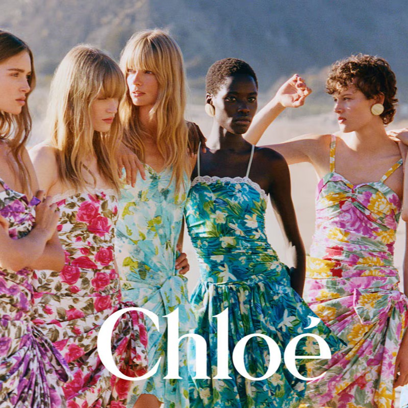 Chloe-SUMMER-26-LOGO-5x4-01-KAMPANIA