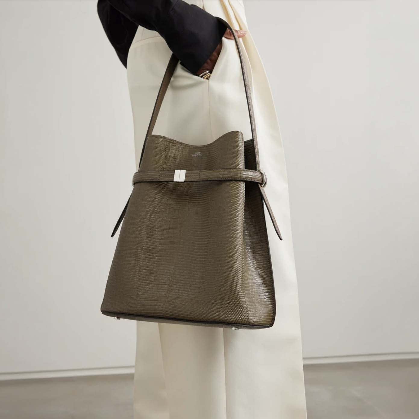 bucket-bags-tsantes (2)