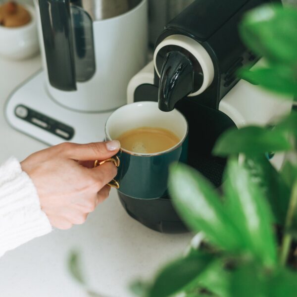 Καφετέρια: 4 κόλπα που θα αναβαθμίσουν τη γεύση του εσπρέσο σας