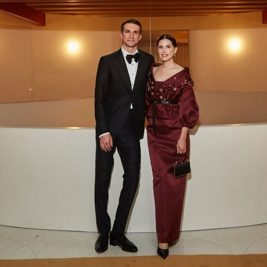 Η Dasha Zhukova σπάει τη σιωπή της για τον Σταύρο Νιάρχο