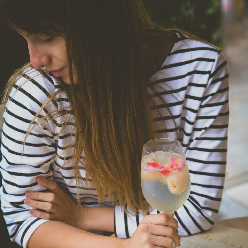 Το δημοφιλές ρόφημα που χαλάει τον ύπνο σας, ακόμα κι αν το καταναλώνετε νωρίς | Δεν είναι ο καφές
