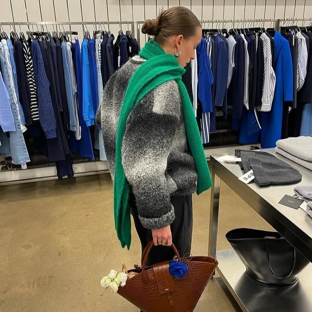 Πώς να ψωνίσετε στις εκπτώσεις σαν επαγγελματίας στιλίστας