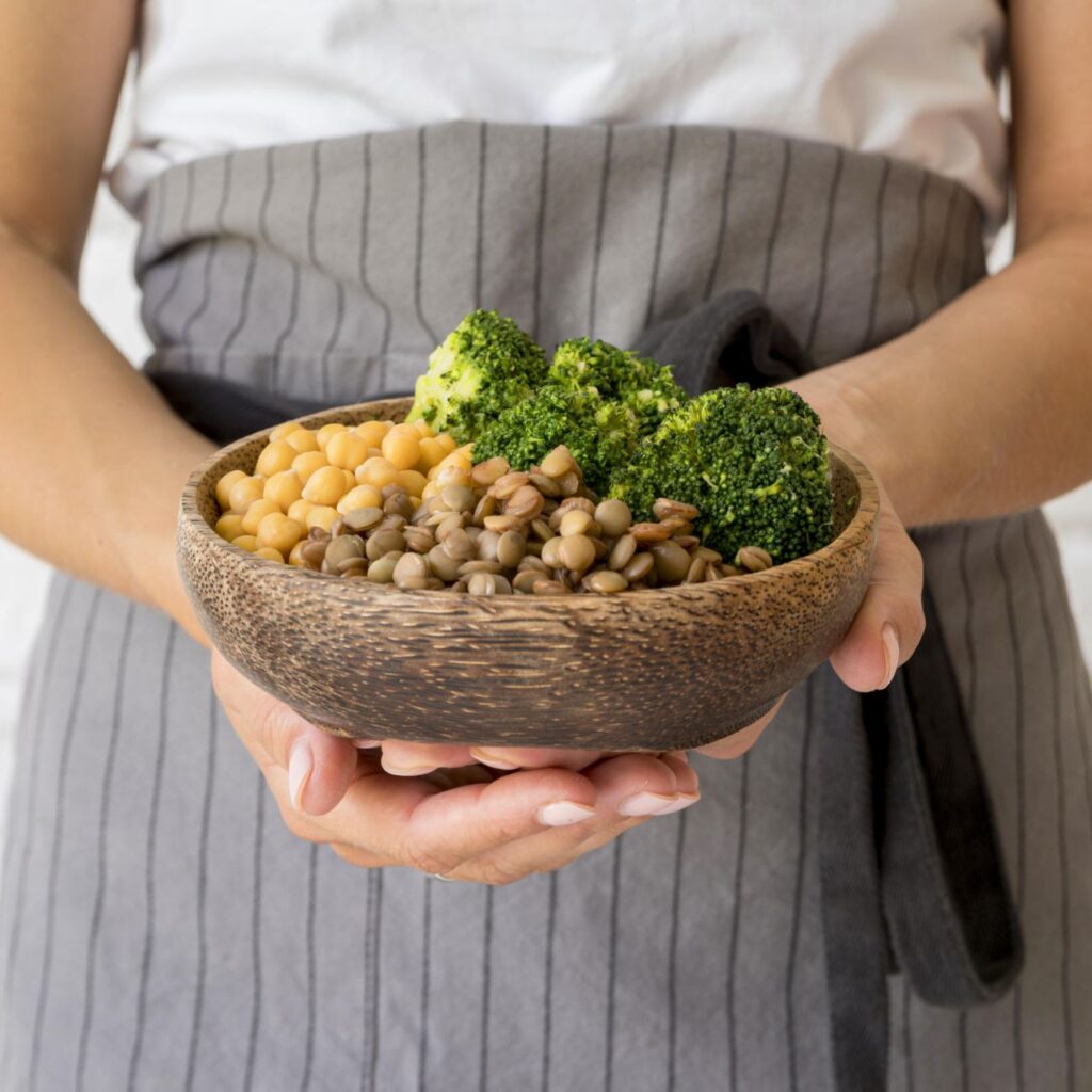 Φακές vs ρεβύθια: Ποιο κερδίζει σε φυτικές ίνες, πρωτεΐνη και σίδηρο;