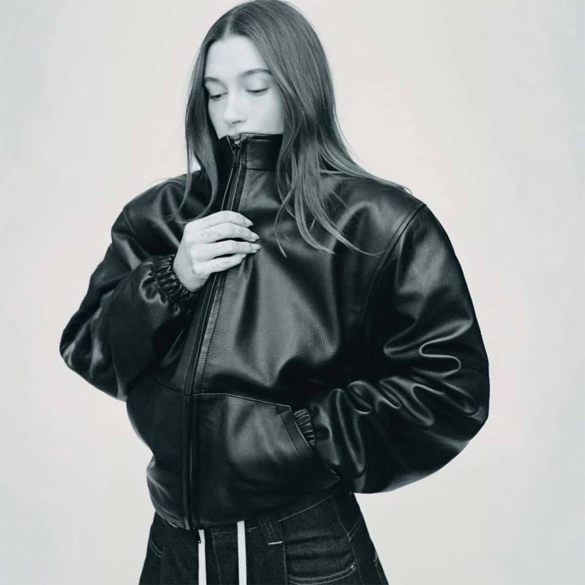 _hailey-bieber-skylrk-capsule-collaboration-justin-bieber (5)