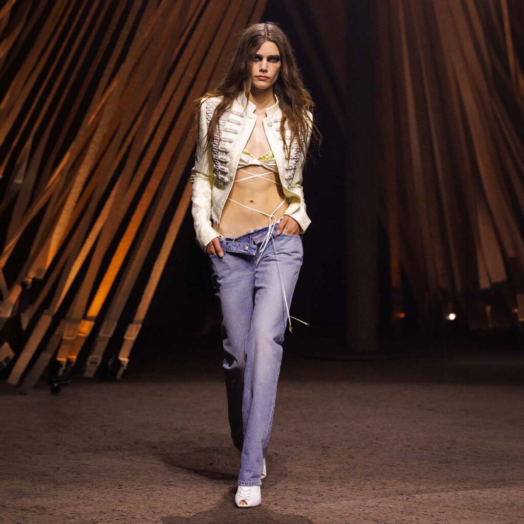 isia-tzin-straight-jeans