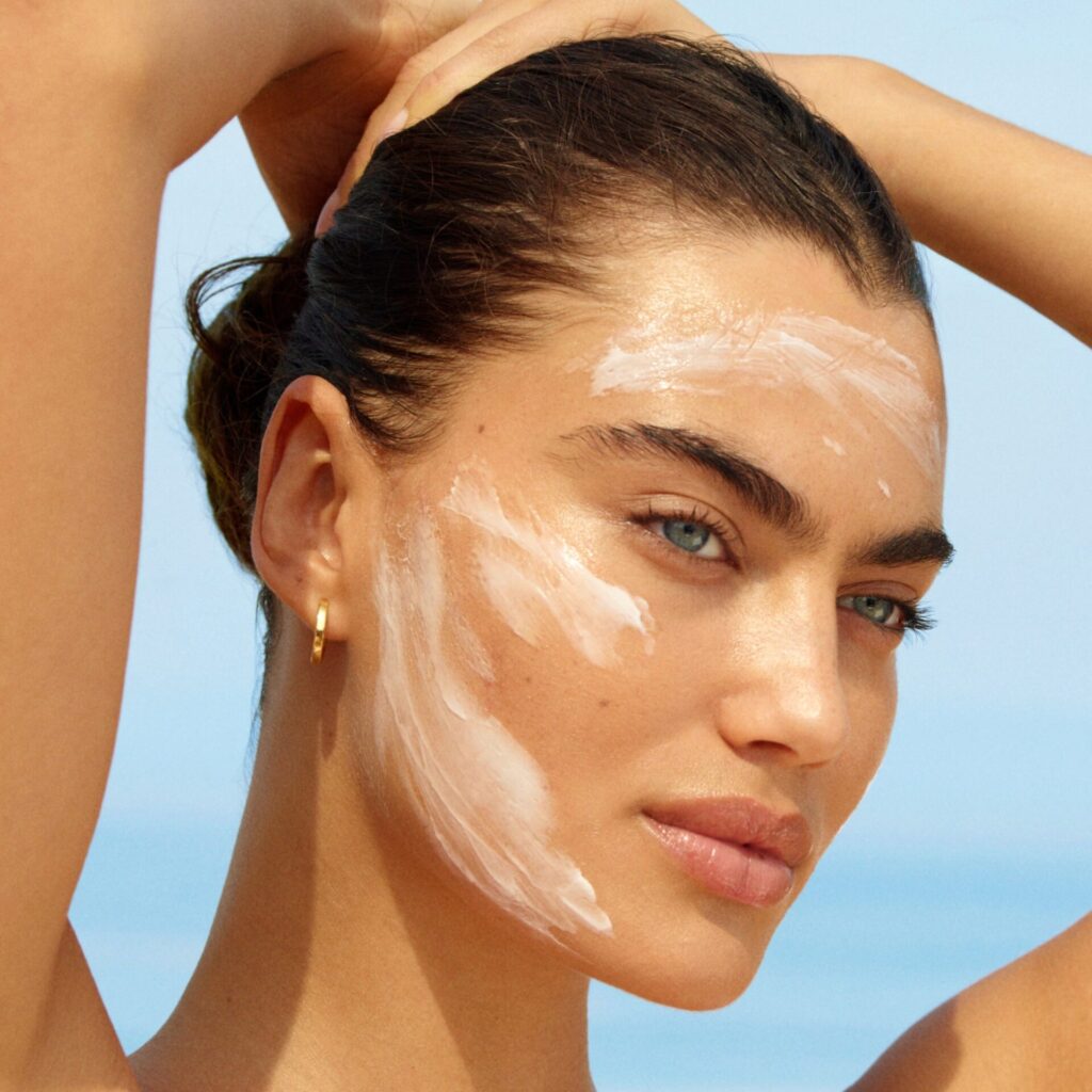 Λαμπερή επιδερμίδα: 3 νέα serum που αξίζει να δοκιμάσετε