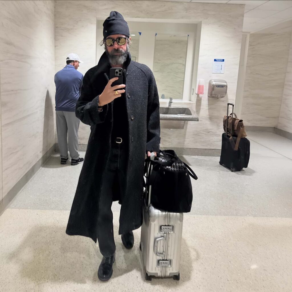 Άνδρες: Τι να πακετάρετε για τριήμερο επαγγελματικό ταξίδι