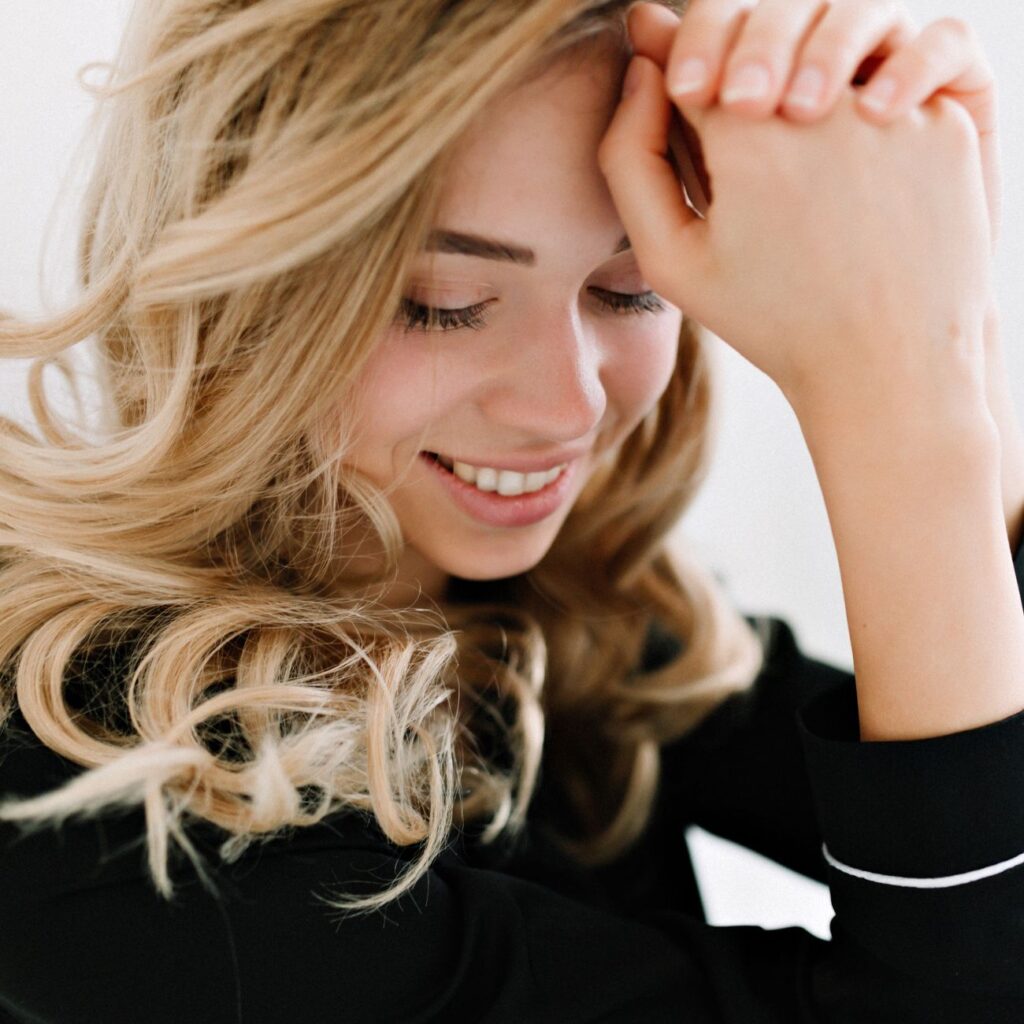 Pre-shampoo: Το μυστικό βήμα που δεν ξέρατε ότι χρειάζονται τα μαλλιά σας