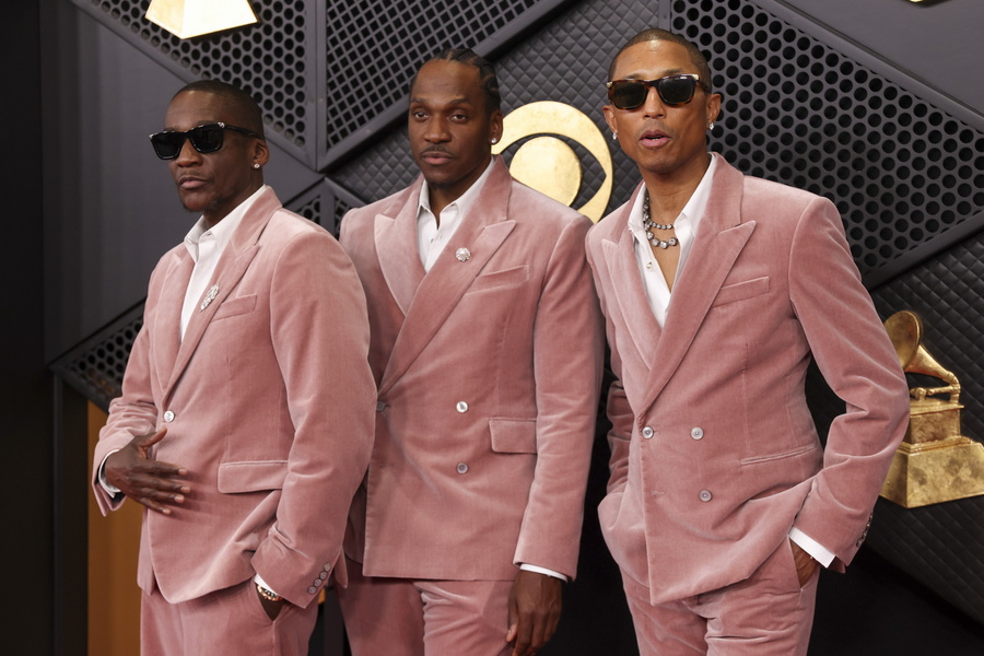 <blockquote class="instagram-media" data-instgrm-permalink="https://www.instagram.com/reel/DUPDUV0D25f/?utm_source=ig_embed&utm_campaign=loading" data-instgrm-version="14" style=" background:#FFF; border:0; border-radius:3px; box-shadow:0 0 1px 0 rgba(0,0,0,0.5),0 1px 10px 0 rgba(0,0,0,0.15); margin: 1px; max-width:540px; min-width:326px; padding:0; width:99.375%; width:-webkit-calc(100% - 2px); width:calc(100% - 2px);"><div style="padding:16px;"> <a href="https://www.instagram.com/reel/DUPDUV0D25f/?utm_source=ig_embed&utm_campaign=loading" style=" background:#FFFFFF; line-height:0; padding:0 0; text-align:center; text-decoration:none; width:100%;" target="_blank"> <div style=" display: flex; flex-direction: row; align-items: center;"> <div style="background-color: #F4F4F4; border-radius: 50%; flex-grow: 0; height: 40px; margin-right: 14px; width: 40px;"></div> <div style="display: flex; flex-direction: column; flex-grow: 1; justify-content: center;"> <div style=" background-color: #F4F4F4; border-radius: 4px; flex-grow: 0; height: 14px; margin-bottom: 6px; width: 100px;"></div> <div style=" background-color: #F4F4F4; border-radius: 4px; flex-grow: 0; height: 14px; width: 60px;"></div></div></div><div style="padding: 19% 0;"></div> <div style="display:block; height:50px; margin:0 auto 12px; width:50px;"><svg width="50px" height="50px" viewBox="0 0 60 60" version="1.1" xmlns="https://www.w3.org/2000/svg" xmlns:xlink="https://www.w3.org/1999/xlink"><g stroke="none" stroke-width="1" fill="none" fill-rule="evenodd"><g transform="translate(-511.000000, -20.000000)" fill="#000000"><g><path d="M556.869,30.41 C554.814,30.41 553.148,32.076 553.148,34.131 C553.148,36.186 554.814,37.852 556.869,37.852 C558.924,37.852 560.59,36.186 560.59,34.131 C560.59,32.076 558.924,30.41 556.869,30.41 M541,60.657 C535.114,60.657 530.342,55.887 530.342,50 C530.342,44.114 535.114,39.342 541,39.342 C546.887,39.342 551.658,44.114 551.658,50 C551.658,55.887 546.887,60.657 541,60.657 M541,33.886 C532.1,33.886 524.886,41.1 524.886,50 C524.886,58.899 532.1,66.113 541,66.113 C549.9,66.113 557.115,58.899 557.115,50 C557.115,41.1 549.9,33.886 541,33.886 M565.378,62.101 C565.244,65.022 564.756,66.606 564.346,67.663 C563.803,69.06 563.154,70.057 562.106,71.106 C561.058,72.155 560.06,72.803 558.662,73.347 C557.607,73.757 556.021,74.244 553.102,74.378 C549.944,74.521 548.997,74.552 541,74.552 C533.003,74.552 532.056,74.521 528.898,74.378 C525.979,74.244 524.393,73.757 523.338,73.347 C521.94,72.803 520.942,72.155 519.894,71.106 C518.846,70.057 518.197,69.06 517.654,67.663 C517.244,66.606 516.755,65.022 516.623,62.101 C516.479,58.943 516.448,57.996 516.448,50 C516.448,42.003 516.479,41.056 516.623,37.899 C516.755,34.978 517.244,33.391 517.654,32.338 C518.197,30.938 518.846,29.942 519.894,28.894 C520.942,27.846 521.94,27.196 523.338,26.654 C524.393,26.244 525.979,25.756 528.898,25.623 C532.057,25.479 533.004,25.448 541,25.448 C548.997,25.448 549.943,25.479 553.102,25.623 C556.021,25.756 557.607,26.244 558.662,26.654 C560.06,27.196 561.058,27.846 562.106,28.894 C563.154,29.942 563.803,30.938 564.346,32.338 C564.756,33.391 565.244,34.978 565.378,37.899 C565.522,41.056 565.552,42.003 565.552,50 C565.552,57.996 565.522,58.943 565.378,62.101 M570.82,37.631 C570.674,34.438 570.167,32.258 569.425,30.349 C568.659,28.377 567.633,26.702 565.965,25.035 C564.297,23.368 562.623,22.342 560.652,21.575 C558.743,20.834 556.562,20.326 553.369,20.18 C550.169,20.033 549.148,20 541,20 C532.853,20 531.831,20.033 528.631,20.18 C525.438,20.326 523.257,20.834 521.349,21.575 C519.376,22.342 517.703,23.368 516.035,25.035 C514.368,26.702 513.342,28.377 512.574,30.349 C511.834,32.258 511.326,34.438 511.181,37.631 C511.035,40.831 511,41.851 511,50 C511,58.147 511.035,59.17 511.181,62.369 C511.326,65.562 511.834,67.743 512.574,69.651 C513.342,71.625 514.368,73.296 516.035,74.965 C517.703,76.634 519.376,77.658 521.349,78.425 C523.257,79.167 525.438,79.673 528.631,79.82 C531.831,79.965 532.853,80.001 541,80.001 C549.148,80.001 550.169,79.965 553.369,79.82 C556.562,79.673 558.743,79.167 560.652,78.425 C562.623,77.658 564.297,76.634 565.965,74.965 C567.633,73.296 568.659,71.625 569.425,69.651 C570.167,67.743 570.674,65.562 570.82,62.369 C570.966,59.17 571,58.147 571,50 C571,41.851 570.966,40.831 570.82,37.631"></path></g></g></g></svg></div><div style="padding-top: 8px;"> <div style=" color:#3897f0; font-family:Arial,sans-serif; font-size:14px; font-style:normal; font-weight:550; line-height:18px;">View this post on Instagram</div></div><div style="padding: 12.5% 0;"></div> <div style="display: flex; flex-direction: row; margin-bottom: 14px; align-items: center;"><div> <div style="background-color: #F4F4F4; border-radius: 50%; height: 12.5px; width: 12.5px; transform: translateX(0px) translateY(7px);"></div> <div style="background-color: #F4F4F4; height: 12.5px; transform: rotate(-45deg) translateX(3px) translateY(1px); width: 12.5px; flex-grow: 0; margin-right: 14px; margin-left: 2px;"></div> <div style="background-color: #F4F4F4; border-radius: 50%; height: 12.5px; width: 12.5px; transform: translateX(9px) translateY(-18px);"></div></div><div style="margin-left: 8px;"> <div style=" background-color: #F4F4F4; border-radius: 50%; flex-grow: 0; height: 20px; width: 20px;"></div> <div style=" width: 0; height: 0; border-top: 2px solid transparent; border-left: 6px solid #f4f4f4; border-bottom: 2px solid transparent; transform: translateX(16px) translateY(-4px) rotate(30deg)"></div></div><div style="margin-left: auto;"> <div style=" width: 0px; border-top: 8px solid #F4F4F4; border-right: 8px solid transparent; transform: translateY(16px);"></div> <div style=" background-color: #F4F4F4; flex-grow: 0; height: 12px; width: 16px; transform: translateY(-4px);"></div> <div style=" width: 0; height: 0; border-top: 8px solid #F4F4F4; border-left: 8px solid transparent; transform: translateY(-4px) translateX(8px);"></div></div></div> <div style="display: flex; flex-direction: column; flex-grow: 1; justify-content: center; margin-bottom: 24px;"> <div style=" background-color: #F4F4F4; border-radius: 4px; flex-grow: 0; height: 14px; margin-bottom: 6px; width: 224px;"></div> <div style=" background-color: #F4F4F4; border-radius: 4px; flex-grow: 0; height: 14px; width: 144px;"></div></div></a><p style=" color:#c9c8cd; font-family:Arial,sans-serif; font-size:14px; line-height:17px; margin-bottom:0; margin-top:8px; overflow:hidden; padding:8px 0 7px; text-align:center; text-overflow:ellipsis; white-space:nowrap;"><a href="https://www.instagram.com/reel/DUPDUV0D25f/?utm_source=ig_embed&utm_campaign=loading" style=" color:#c9c8cd; font-family:Arial,sans-serif; font-size:14px; font-style:normal; font-weight:normal; line-height:17px; text-decoration:none;" target="_blank">A post shared by CBS (@cbstv)</a></p></div></blockquote><script async src="//www.instagram.com/embed.js"></script>