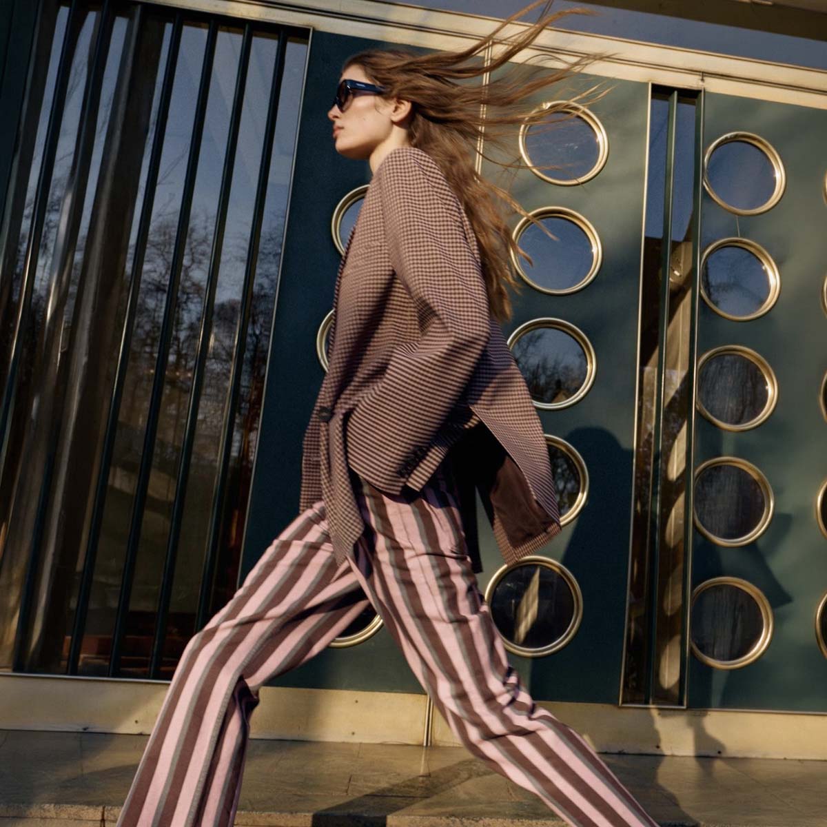 riges-roz-kokkino-zara