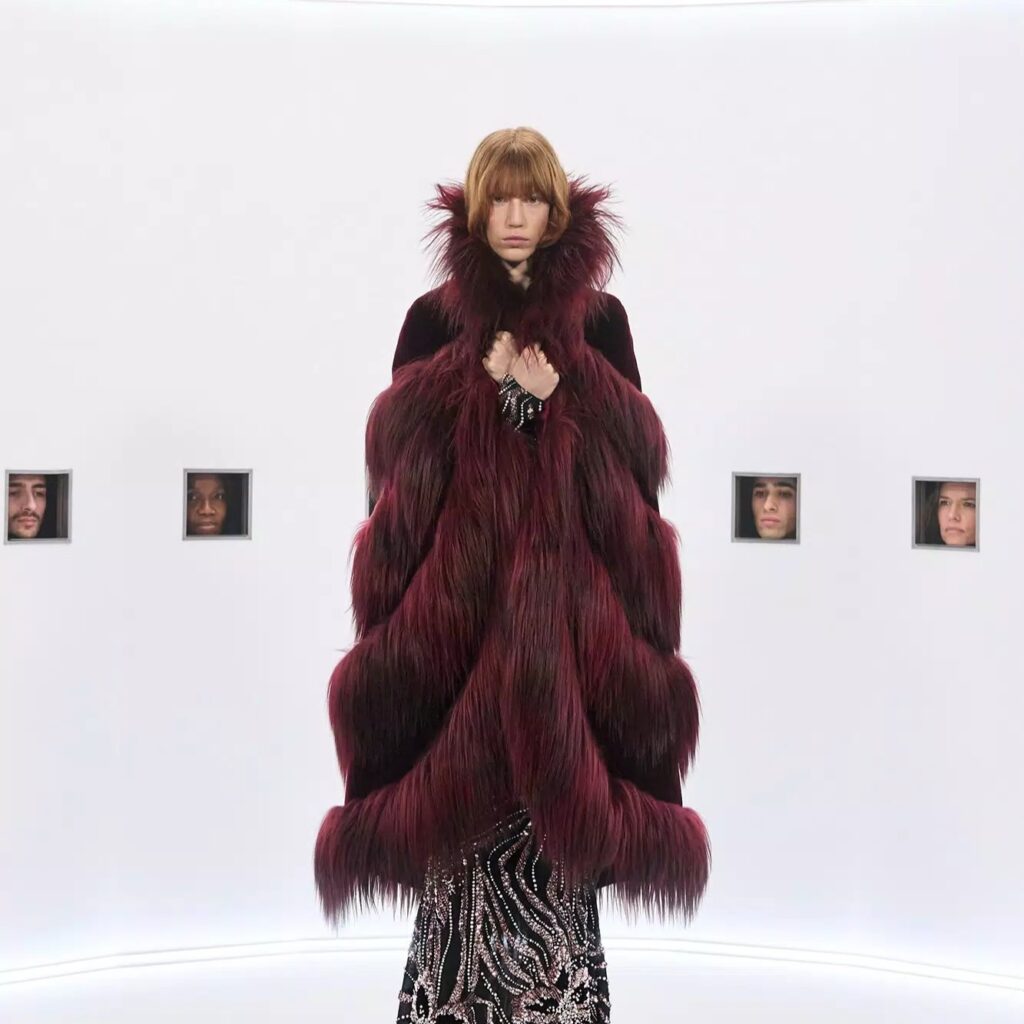 trends-taseis-opera-valentino-kapa