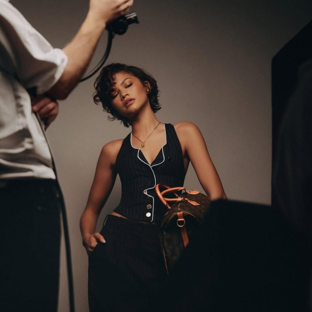 zendaya-louis-vuitton-monogram-4