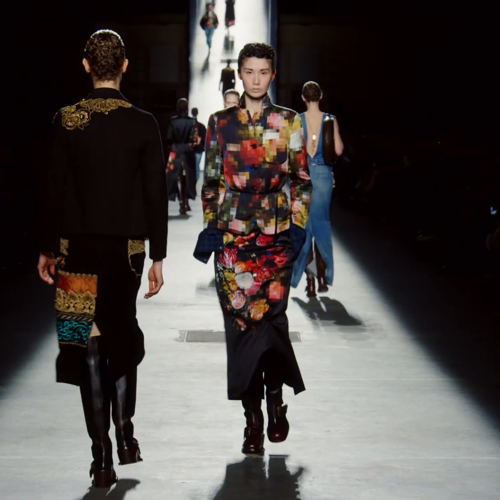 Dries Van Noten FW26: H σύγχυση της εφηβείας