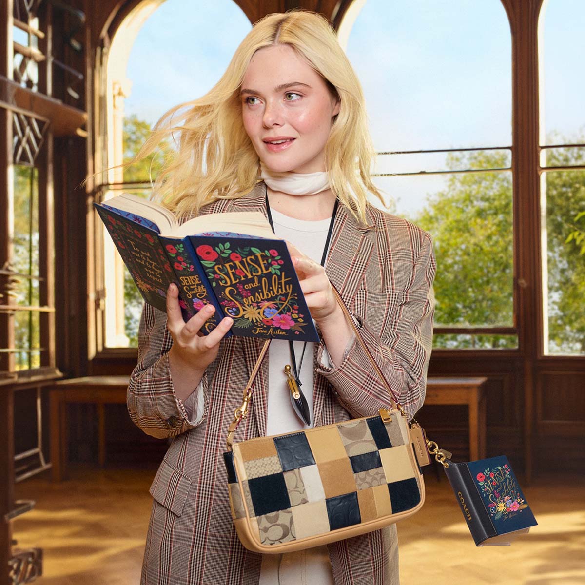 bag-charms-labubu-coach (3)