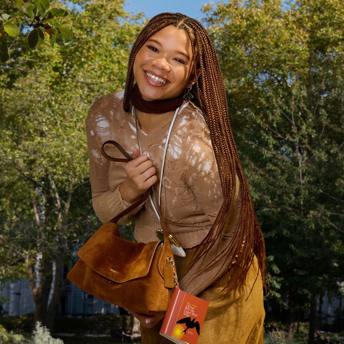 bag-charms-labubu-coach (6)