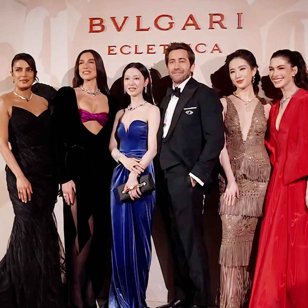 Bvlgari Eclettica: Το Μιλάνο υποδέχεται μια νέα εποχή υψηλής κοσμηματοποιίας με Mary Katrantzou, Anne Hathaway και Dua Lipa