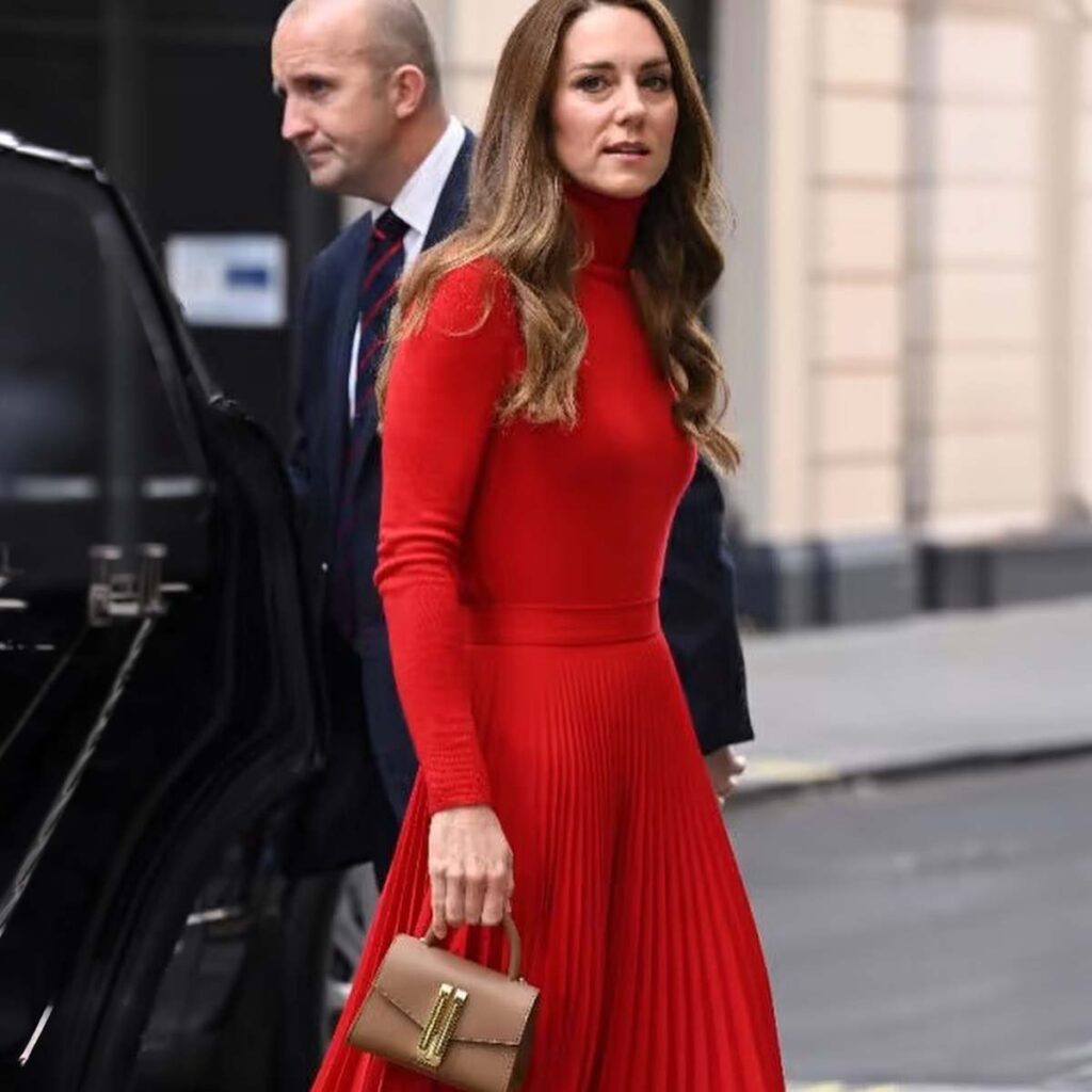 demellier-kate-middleton (1)