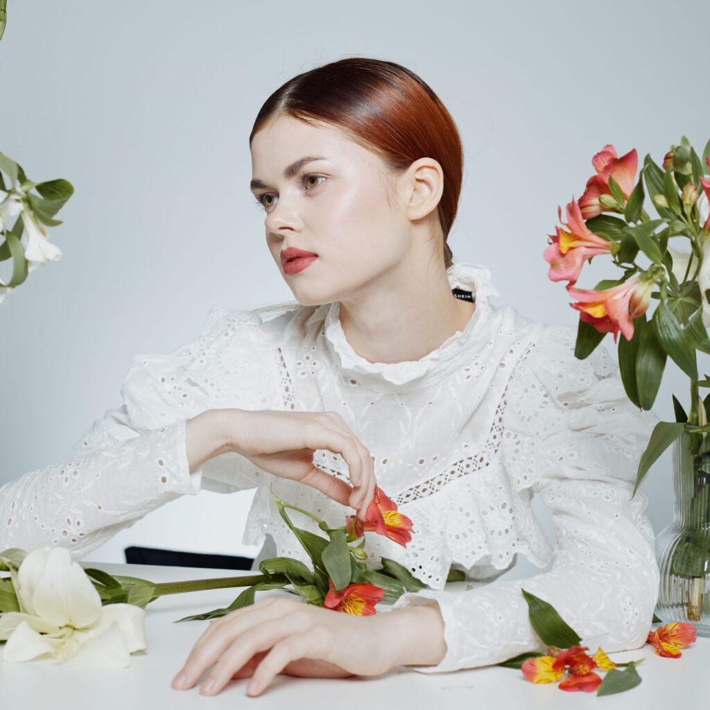 5 foundations φαρμακείου για ώριμη επιδερμίδα που αποπνέουν luxe vibes