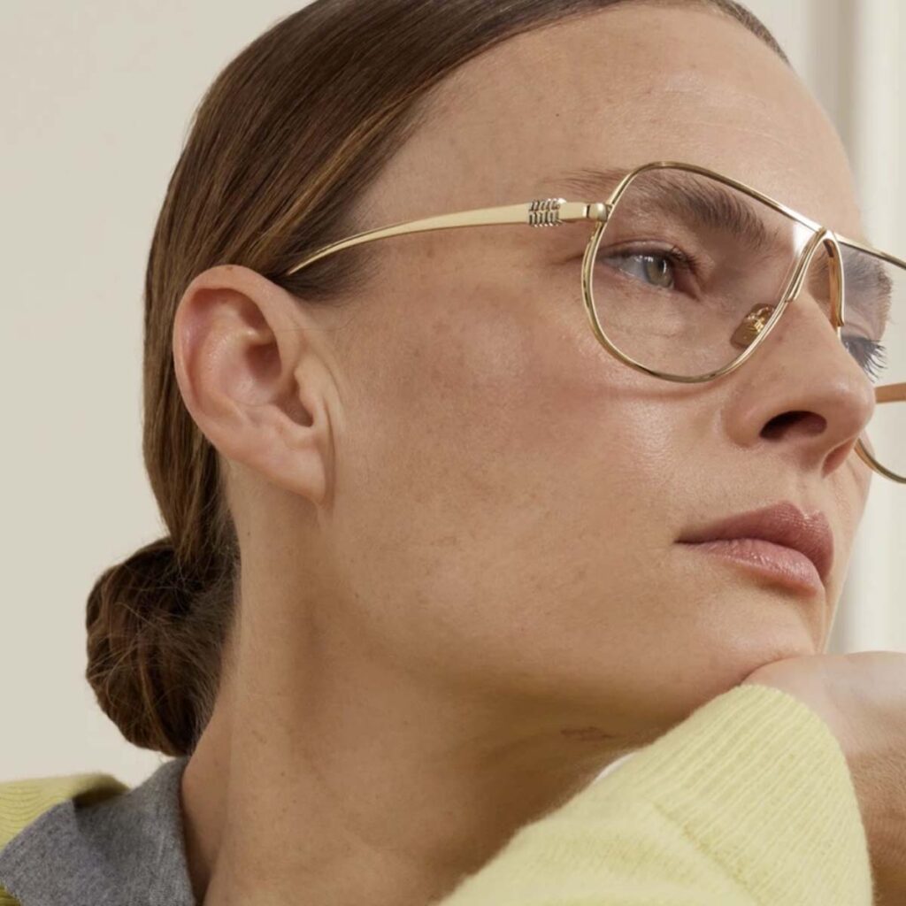 gialia-ilioiu-metallikos-skeletos (1)