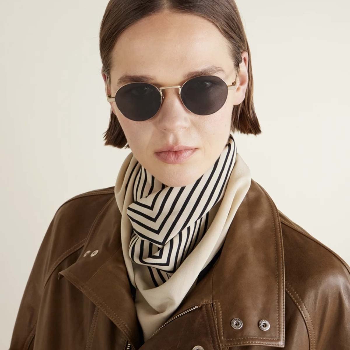 gialia-ilioiu-metallikos-skeletos