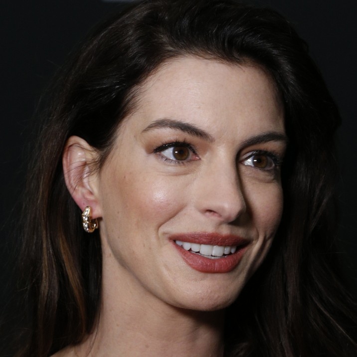 Anne Hathaway: Ο διάβολος φοράει leopard