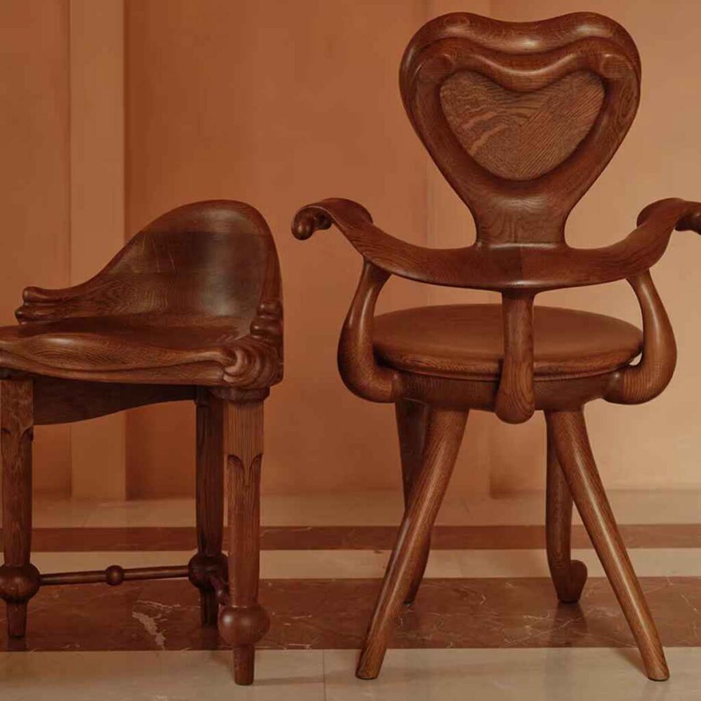 antoni-gaudi-furniture-