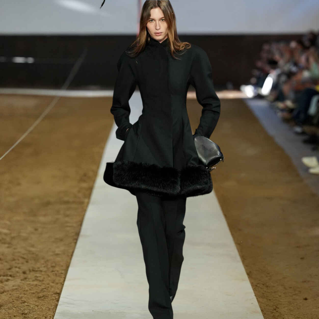 stella-mc-cartney-fw26 (3)