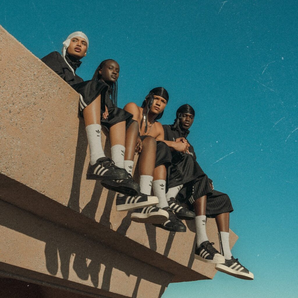 01-ADIDASxCHAVARRIA-GRUPO-3-4430-E-RGB