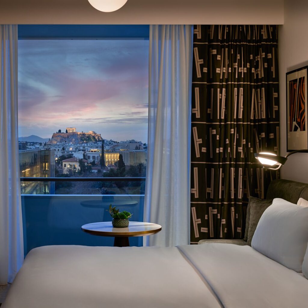 conrad-ilisian-hilton-7