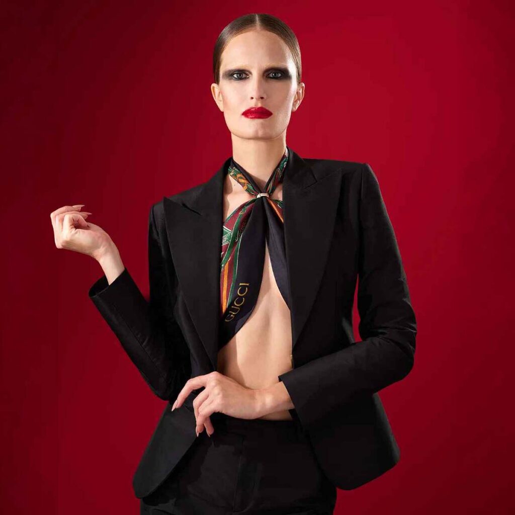 Μεταξωτές Ιστορίες: Ο οίκος Gucci επαναπροσδιορίζει την κληρονομιά του μέσα από το “The Art of Silk”