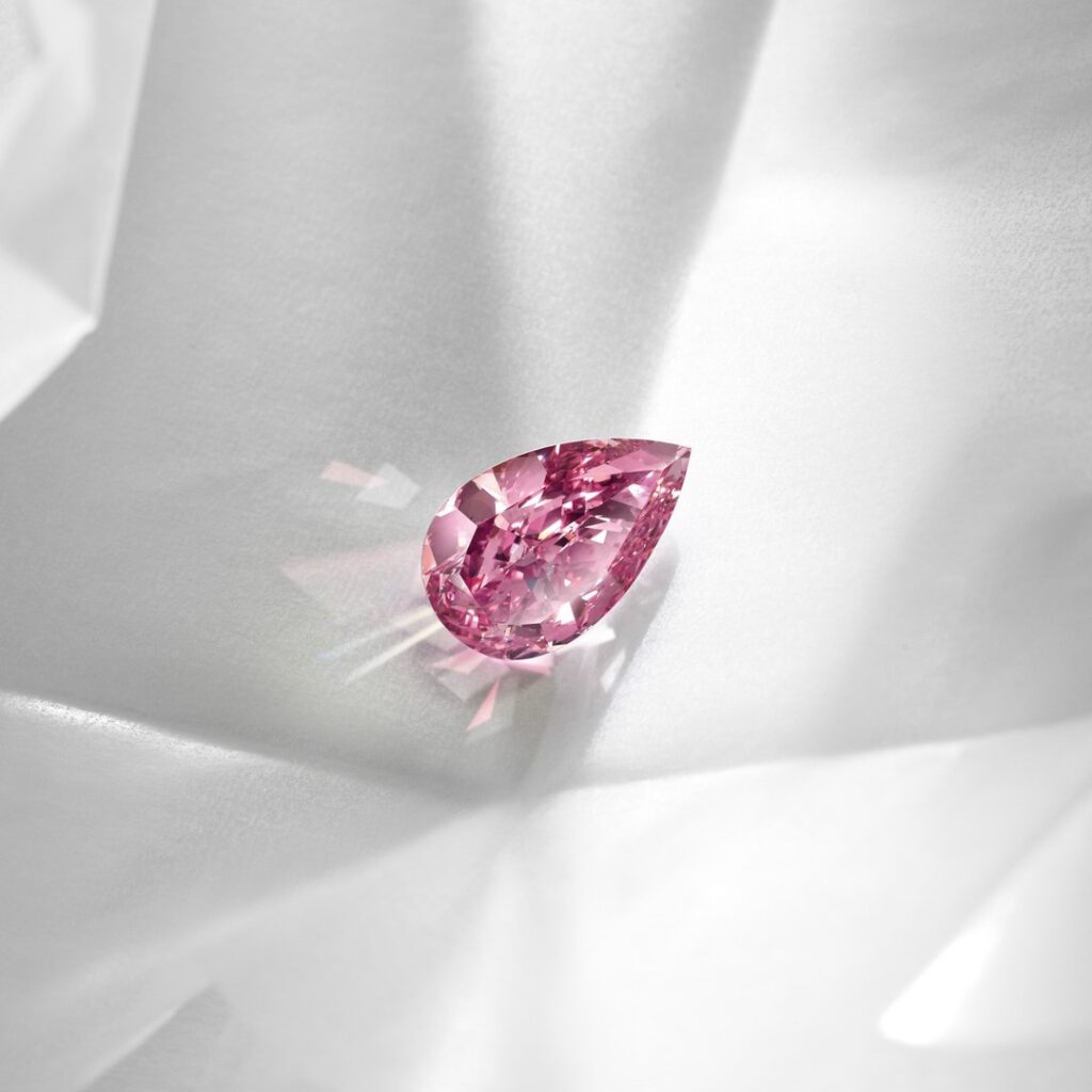 louis-vuitton-mythica-1