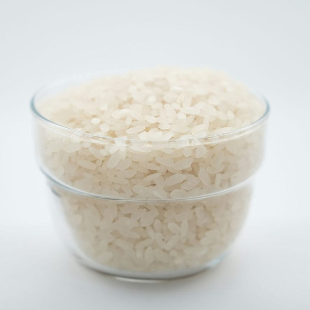 7 έξυπνοι τρόποι να χρησιμοποιήσετε το ρύζι πέρα από την κουζίνα