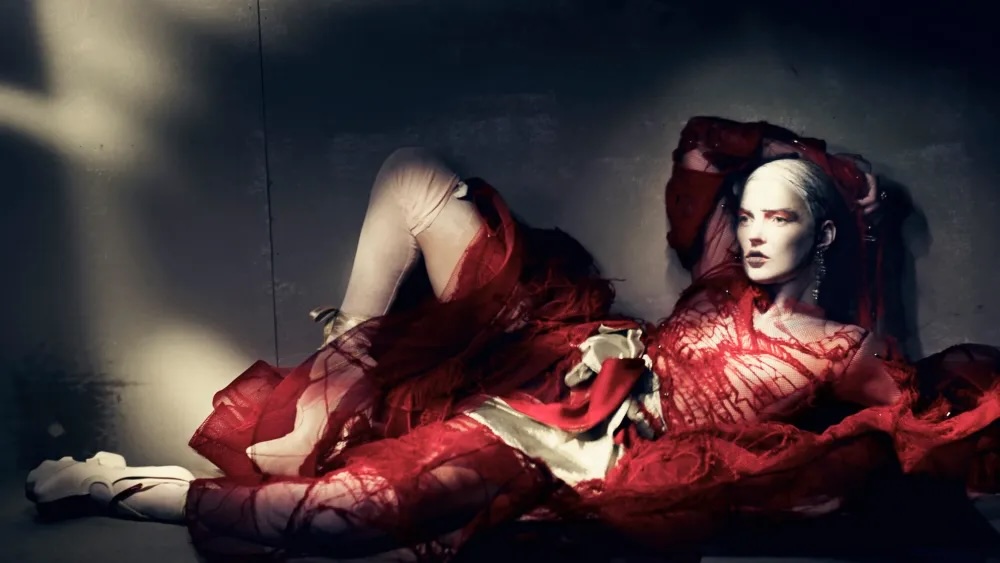 Kate-London-2015-by-Paolo-Roversi copy