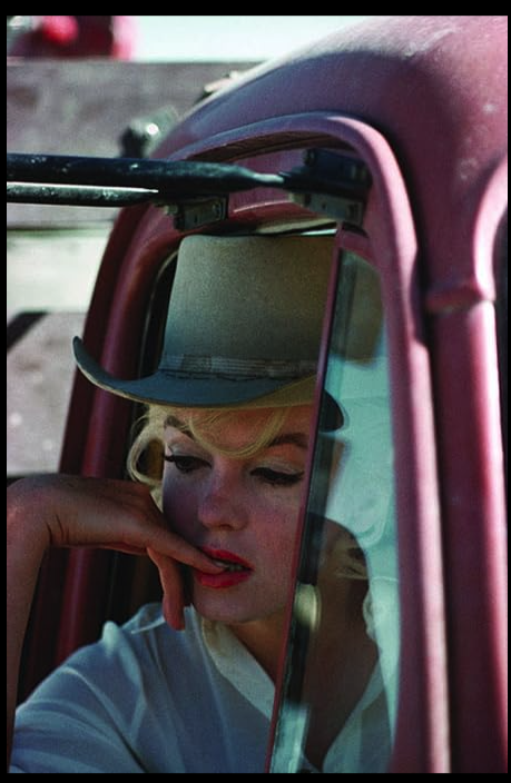 Marilyn close