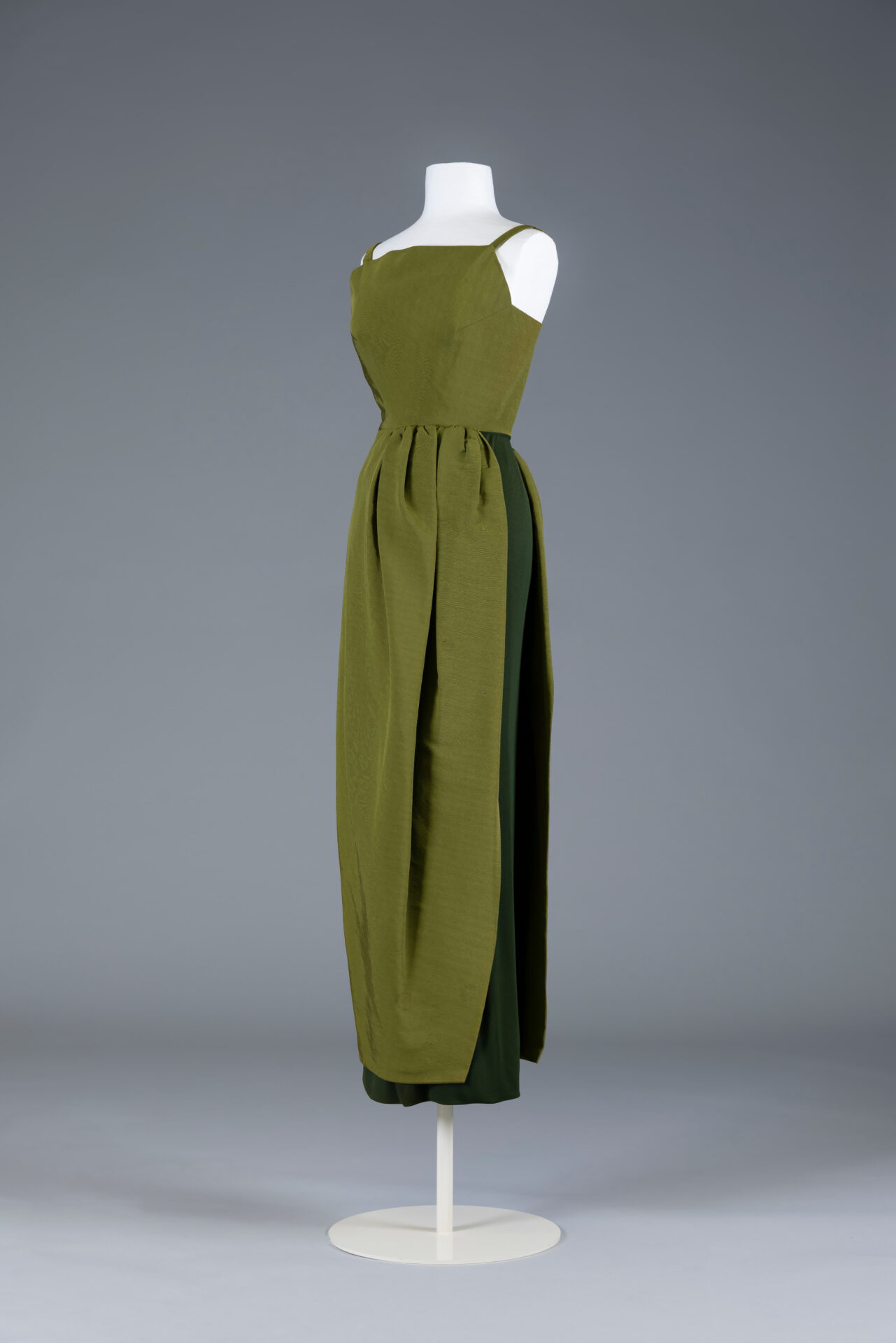 Mme_Gres_Olivgruenes_Cocktailkleid_