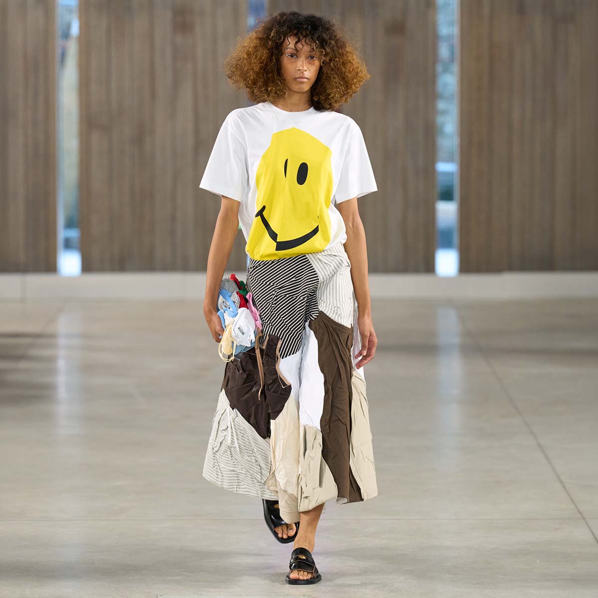 Moschino_S26_