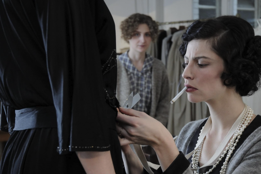 Mouglalis Chanel