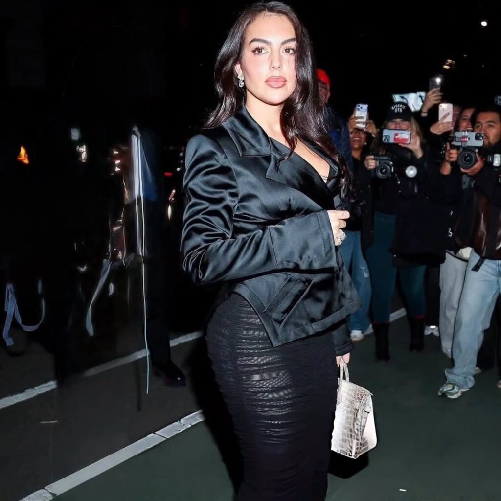 Μετρώντας αντίστροφα για το Met Gala 2026: Οι Bezos έστησαν το πιο λαμπερό pre-party της χρονιάς στη Νέα Υόρκη