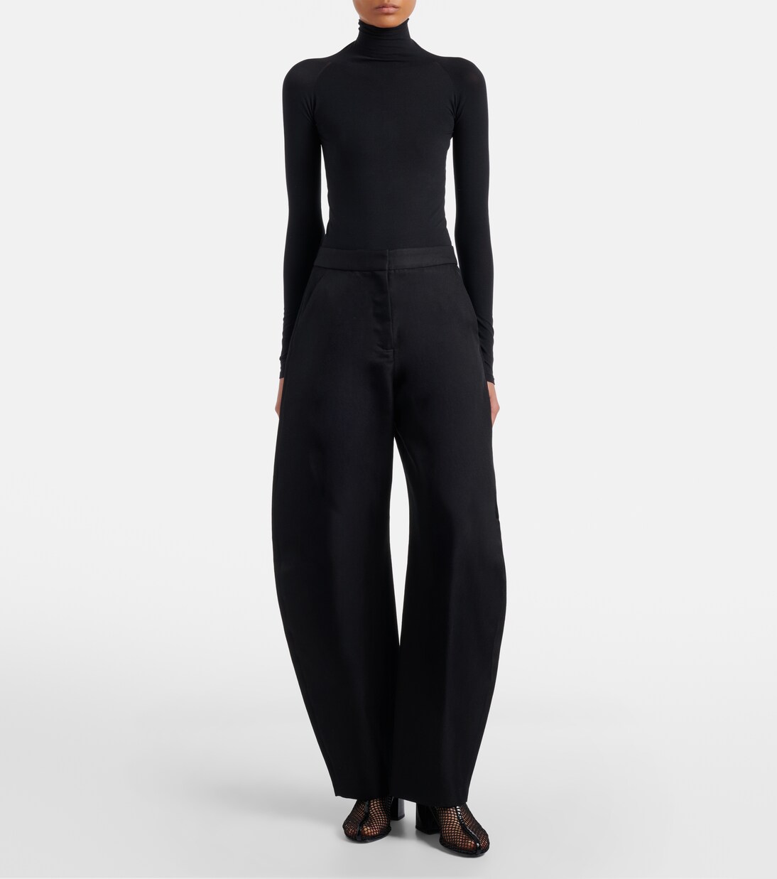 Alaia 3
