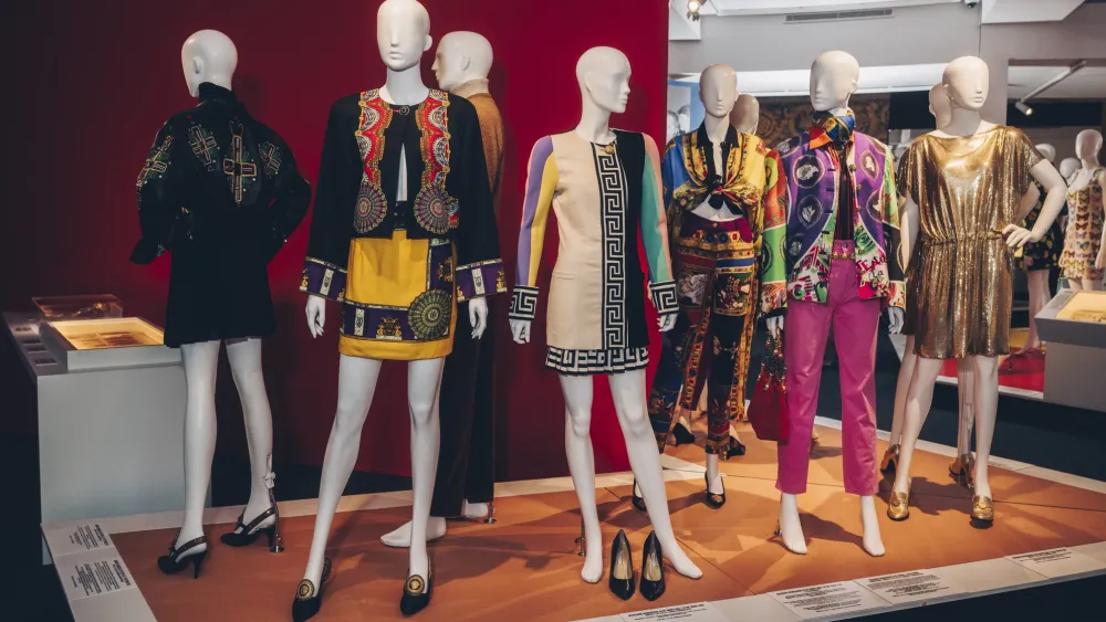 Gianni-Versace-Retrospective-musee-Maillol-c-Emma-Birski-40-copy-1