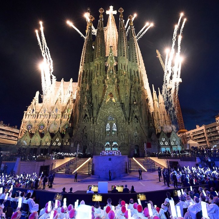 Γιατί τα εγκαίνια της Sagrada Familia ήταν από τις πιο συγκινητικές στιγμές που ζήσαμε αυτή την εβδομάδα;