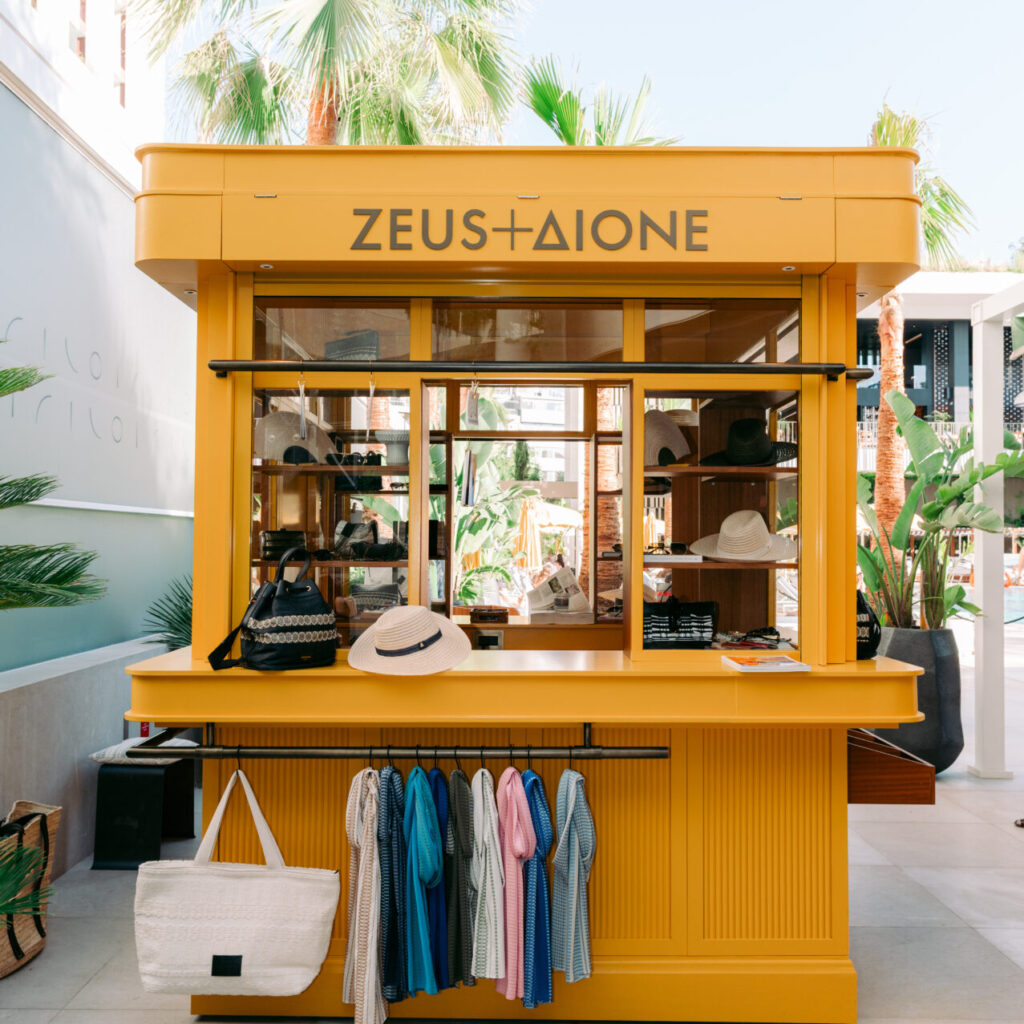 The Poolside Kiosk of Zeus+Dione at The Ilisian (3)