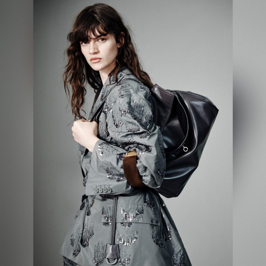 balenciaga square (4)