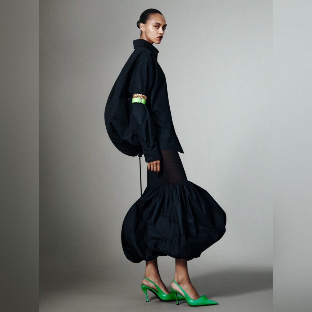 balenciaga square (5)