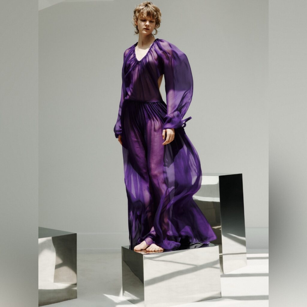 Balenciaga Resort 2027: Η μόδα αγκαλιάζει κάθε σώμα