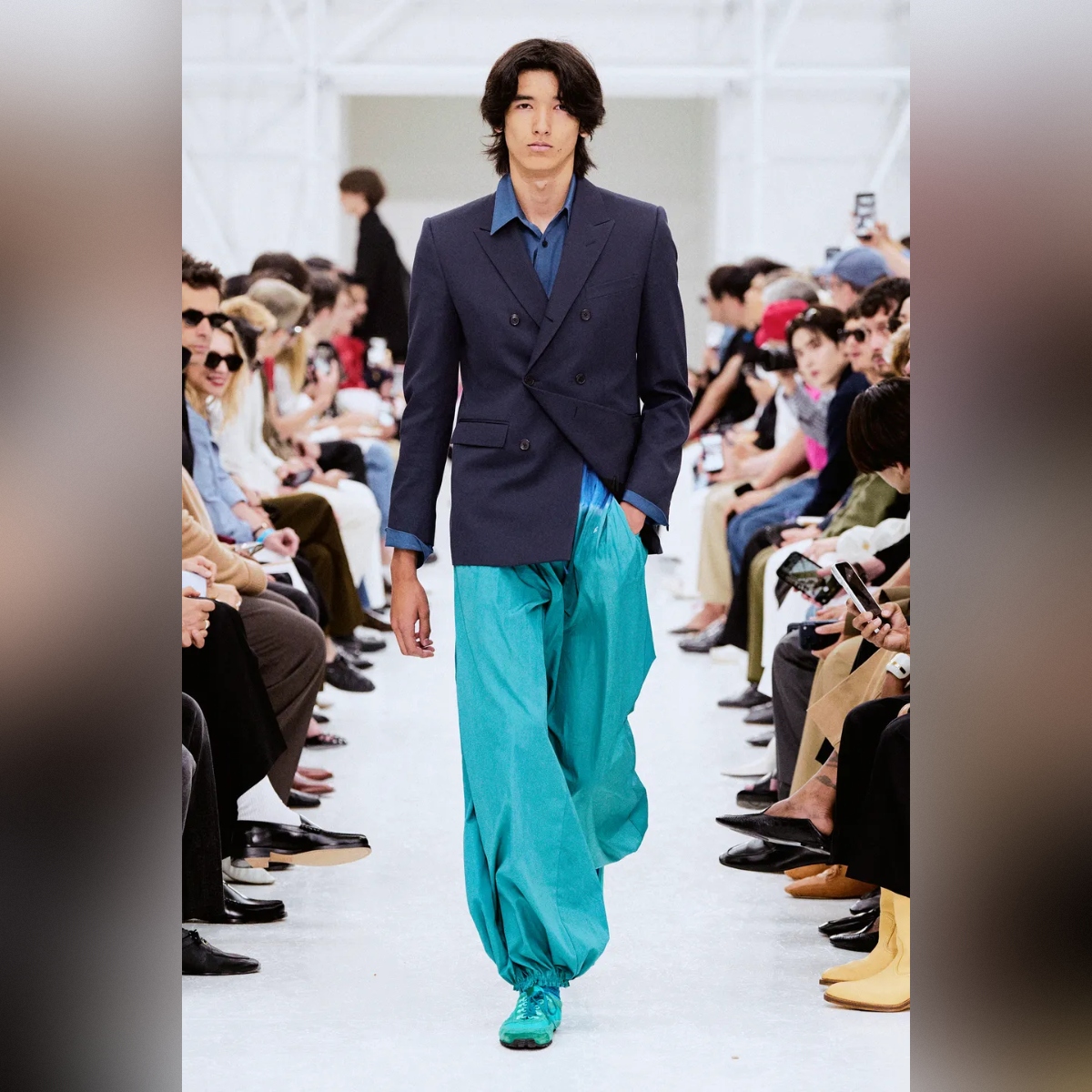 celine-men-spring-2027-square (3)
