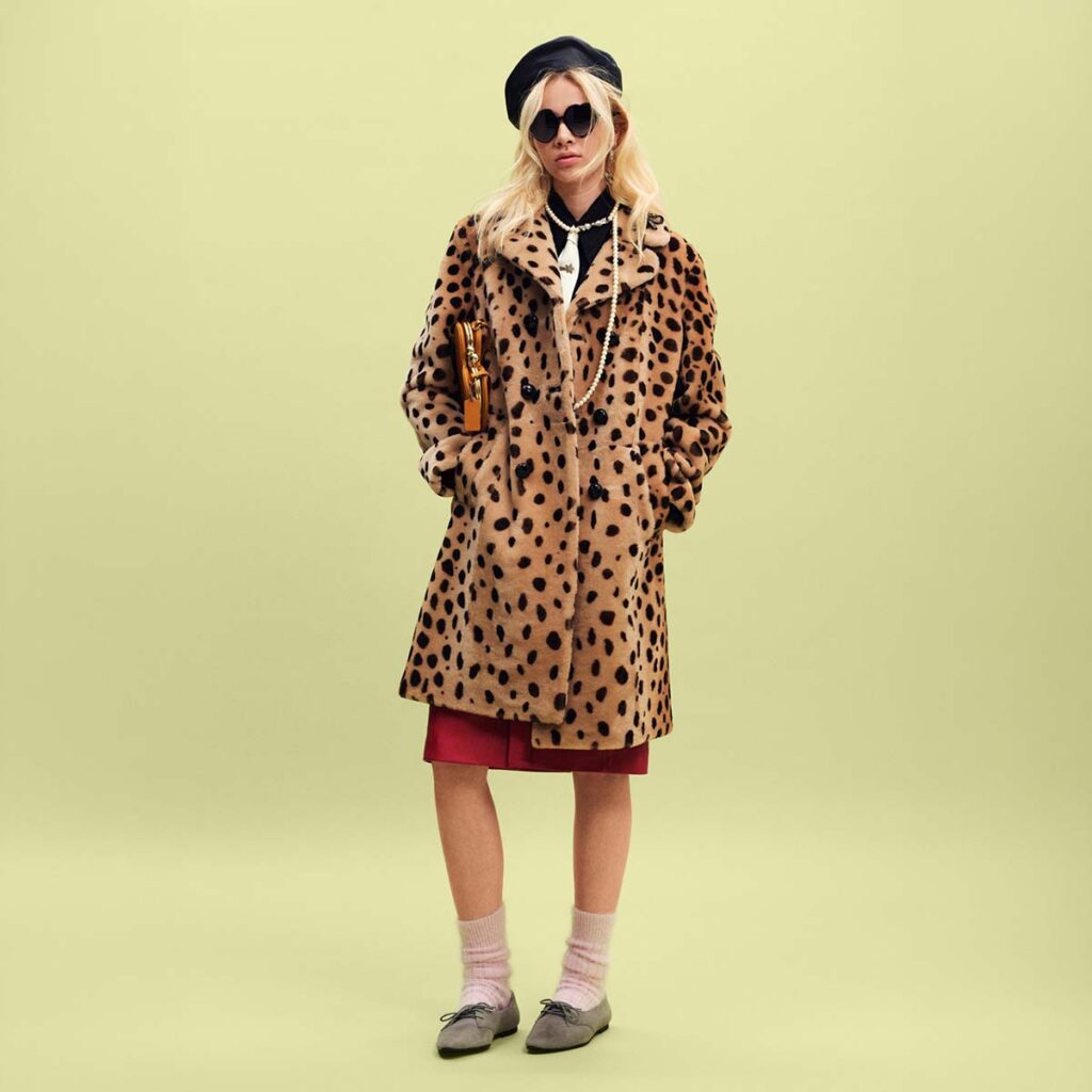coach-resort-2027-csty-001