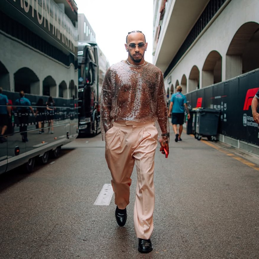 Πούλιες στη Formula 1: Μας αρέσει πάντα το στιλ του Lewis Hamilton;